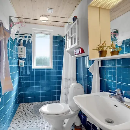Casa vacanze Awesome In With 3 Bedrooms And Wifi